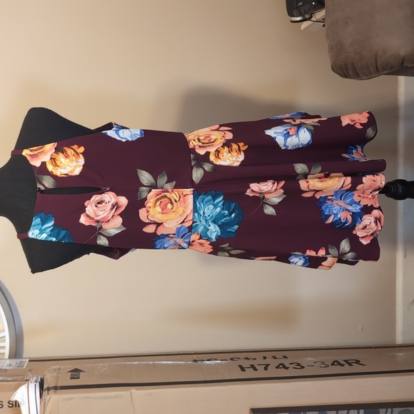 BCXdress Ruffled Look Floral Pattern Dress - Picture 3 of 5